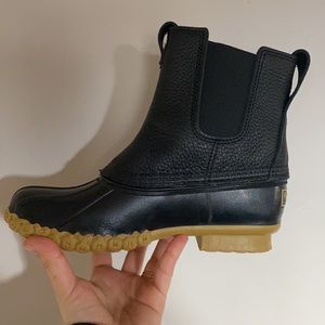 L.L. Bean Black Chelsea Size 8, NWT